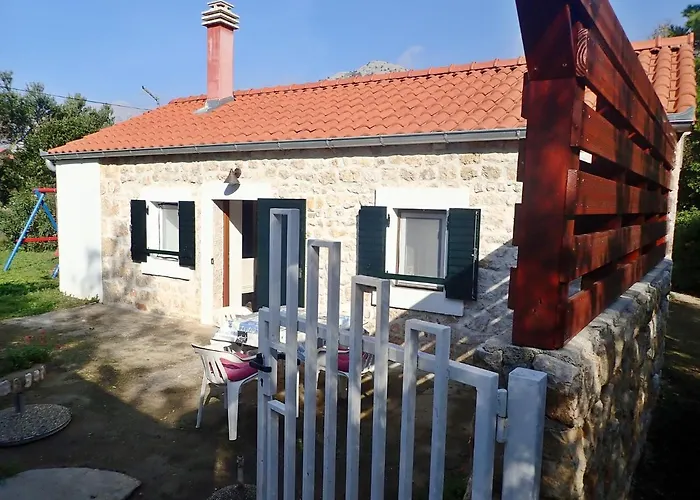 In Starigrad-paklenica 40978 Ferienhaus *