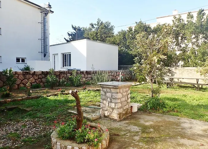 Дом отдыха In Starigrad-paklenica 40978 Стариград-Пакленица