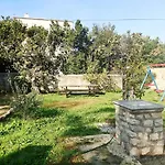 In Starigrad-paklenica 40978 Starigrad Paklenica