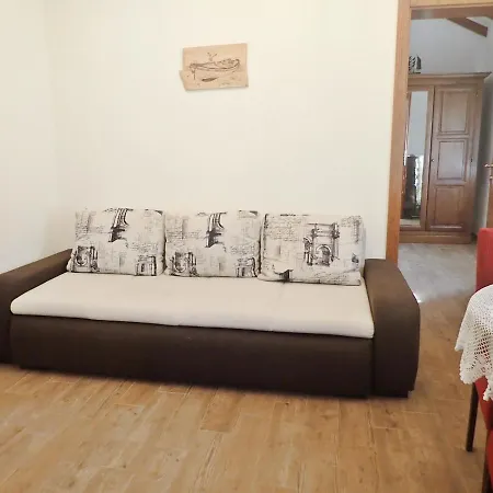 Nyaraló In Starigrad-paklenica 40978